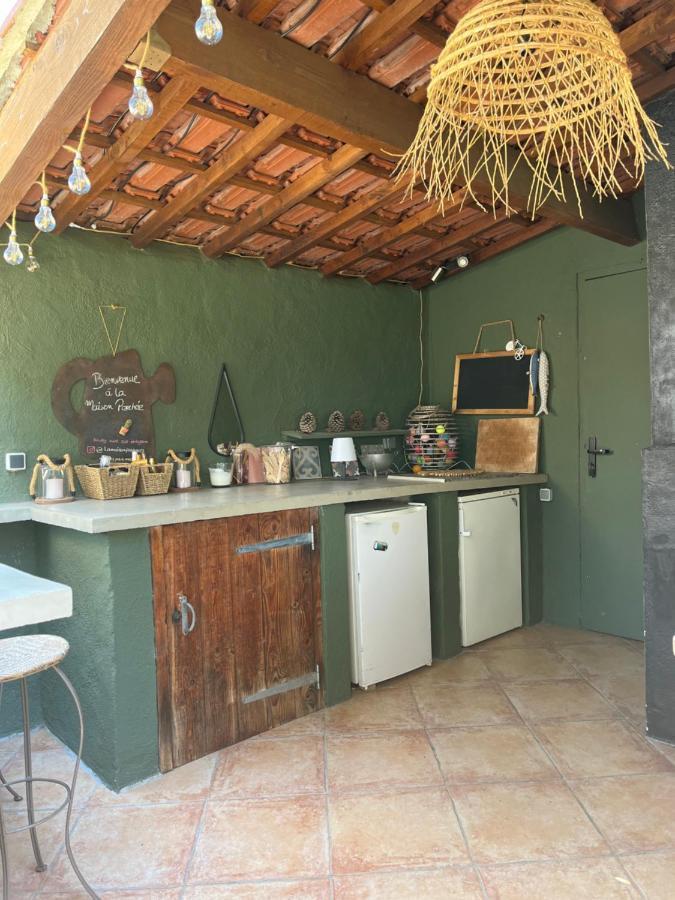 La Maison Perchee Auriol Luaran gambar